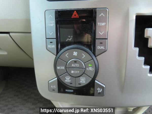 Used 2009 AT toyota noah ZRR70G Image[28]