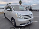Toyota Noah ZRR70G