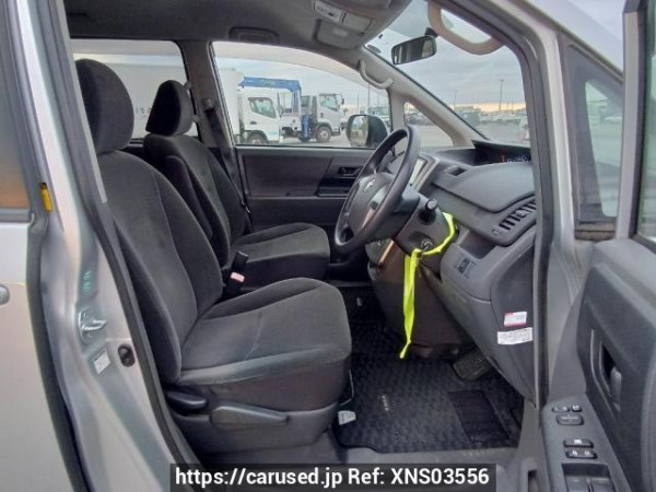 Used 2008 AT toyota noah ZRR70G Image[13]