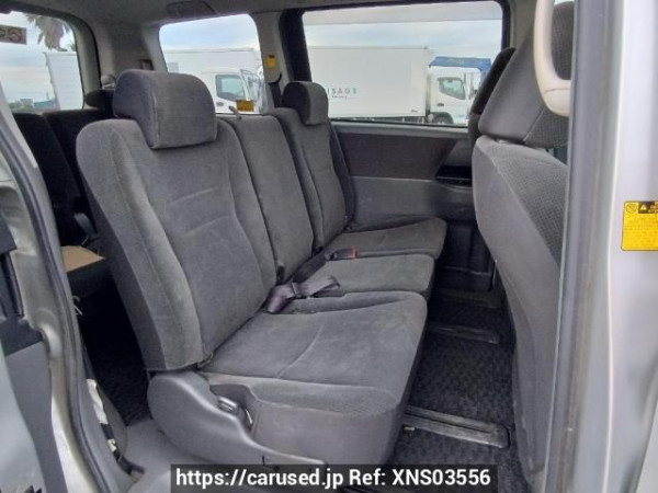 Used 2008 AT toyota noah ZRR70G Image[15]