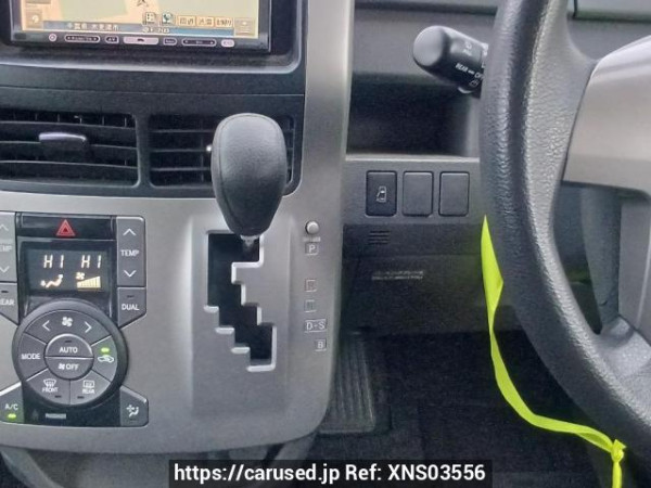 Used 2008 AT toyota noah ZRR70G Image[22]