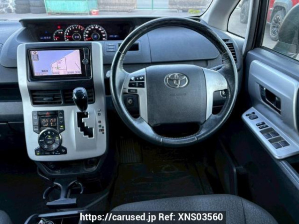 Used 2013 AT toyota noah ZRR70G Image[21]