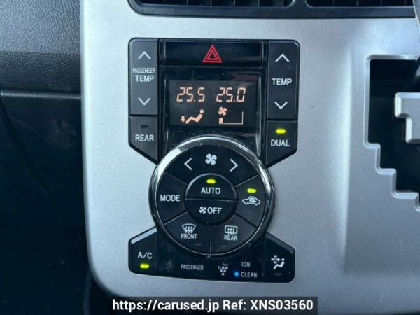 Used 2013 AT toyota noah ZRR70G Image[27]