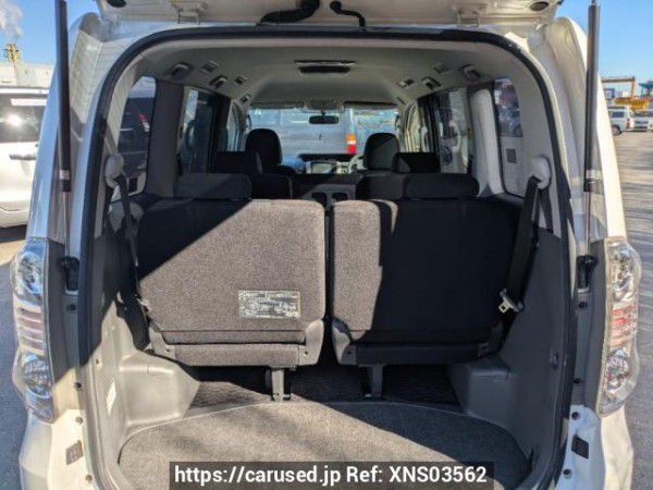 Used 2008 AT toyota voxy ZRR70W Image[7]