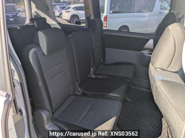 Used 2008 AT toyota voxy ZRR70W Image[12]
