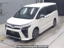 Toyota Voxy ZRR85W