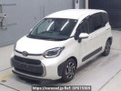 Toyota Sienta MXPL10G
