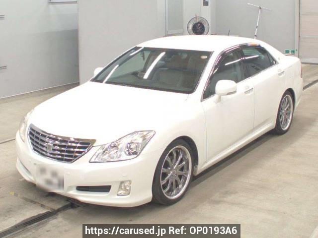 2008 Toyota Crown GRS203