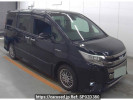 Toyota Noah ZWR80W