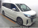 Toyota Noah ZRR80W