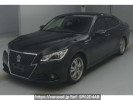 Toyota Crown Hybrid AWS210