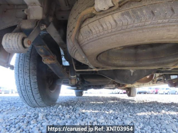 Used 2005 AT toyota regiusace-van TRH200K Image[40]