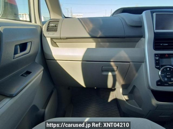 Used 2010 AT toyota noah ZRR75G Image[19]