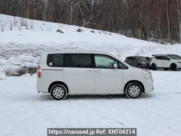Used 2007 AT toyota noah ZRR75G Image[7]