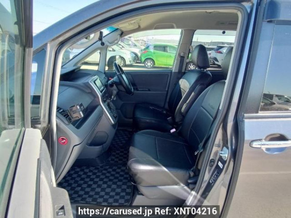Used 2009 AT toyota noah ZRR70G Image[14]