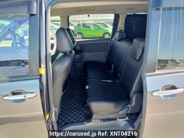 Used 2009 AT toyota noah ZRR70G Image[16]