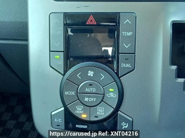 Used 2009 AT toyota noah ZRR70G Image[26]