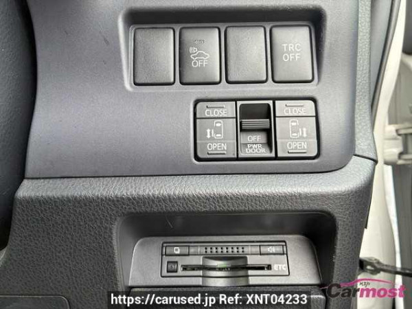 Used 2014 CVT toyota voxy ZWR80 Image[17]