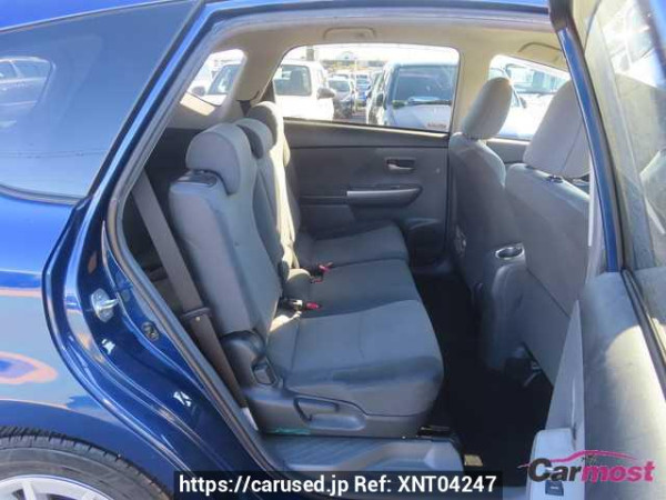 Used 2013 CVT toyota prius-alpha ZVW40 Image[19]