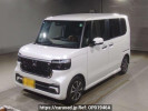 Honda N-BOX CUSTOM JF5