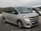 Toyota Noah ZRR85G