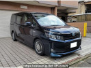 Toyota Voxy ZWR80G