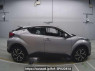 Used 2017 AT toyota c-hr NGX50 Image[2]