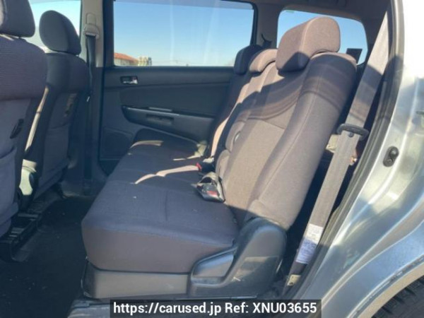 Used 2005 AT toyota wish ZNE10G Image[16]