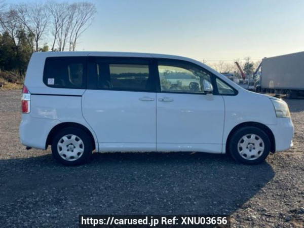 Used 2009 AT toyota noah ZRR70G Image[7]