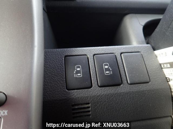 Used 2007 AT toyota noah ZRR70W Image[19]