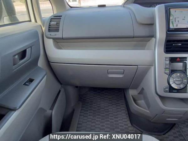 Used 2008 AT toyota noah ZRR75G Image[19]