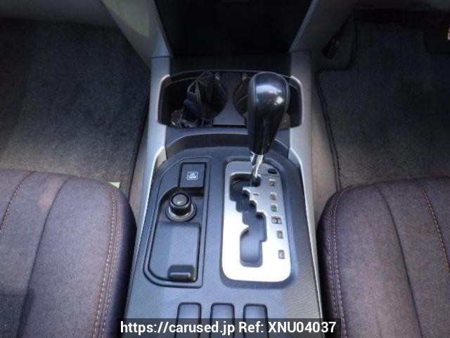 Buy Used 2004 Toyota Hilux Surf RZN215W (XNU04037) - Carused.jp