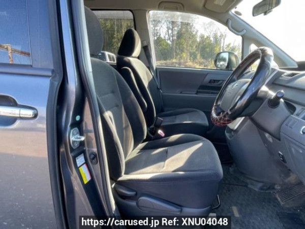 Used 2009 AT toyota noah ZRR70G Image[15]