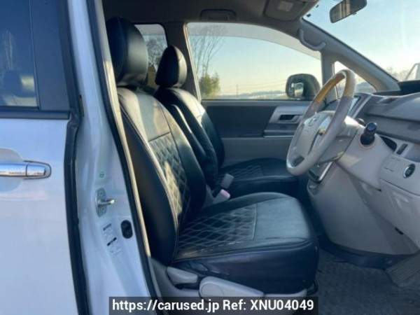 Used 2009 AT toyota noah ZRR75W Image[15]