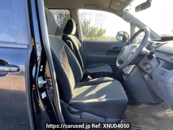 Used 2007 AT toyota noah ZRR70G Image[15]