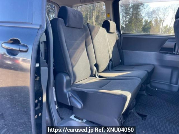 Used 2007 AT toyota noah ZRR70G Image[17]