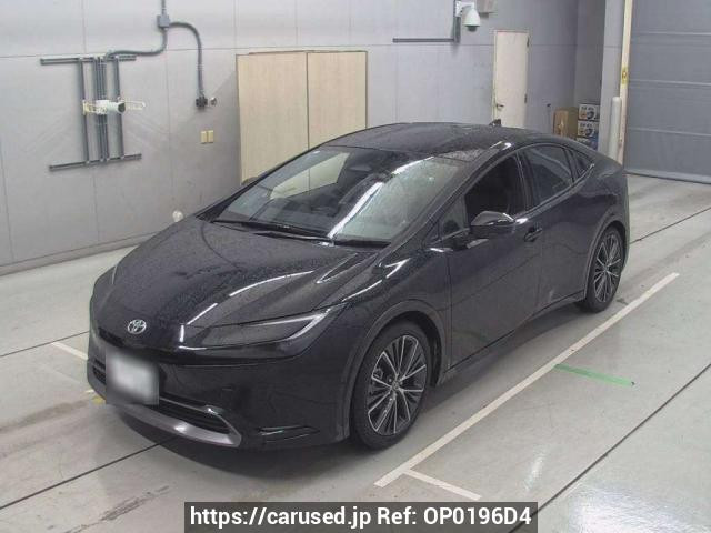 2025 Toyota Prius MXWH60