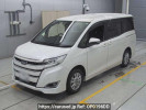 Toyota Noah ZRR80G