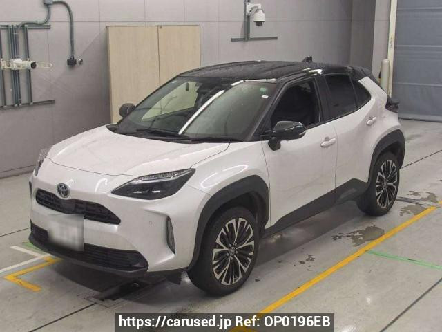 2025 Toyota YARIS CROSS MXPJ10