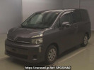 Toyota Voxy ZRR70G