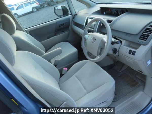 Used 2009 AT toyota noah ZRR70G Image[14]