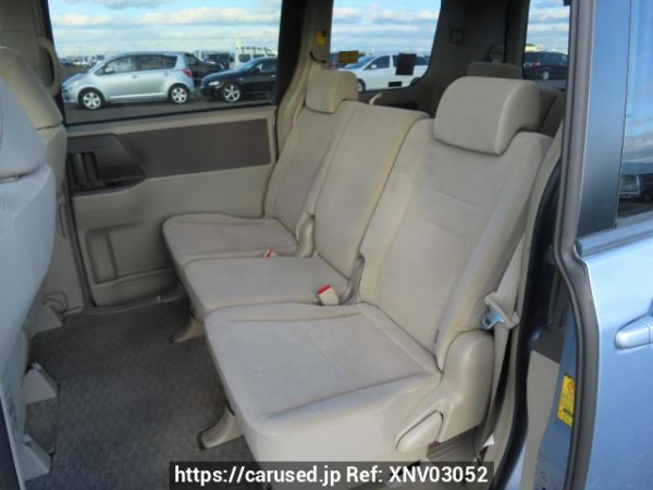Used 2009 AT toyota noah ZRR70G Image[21]