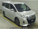 Toyota Noah ZRR85W