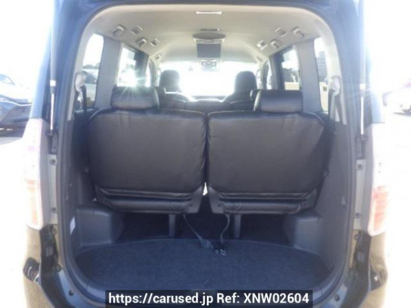 Used 2008 AT toyota noah ZRR70G Image[8]