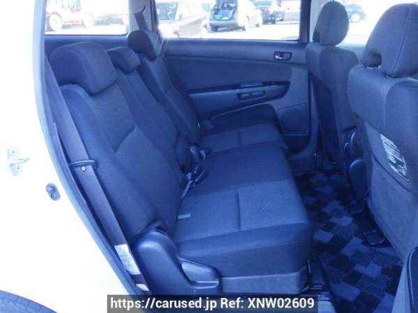 Used 2005 AT toyota wish ZNE10G Image[16]