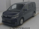 Toyota Voxy ZWR80G