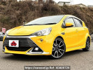 Toyota Aqua DAA-NHP10