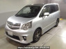 Used 2012 AT toyota noah ZRR70W Image[0]