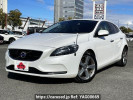 Volvo V40 DBA-MB4164T