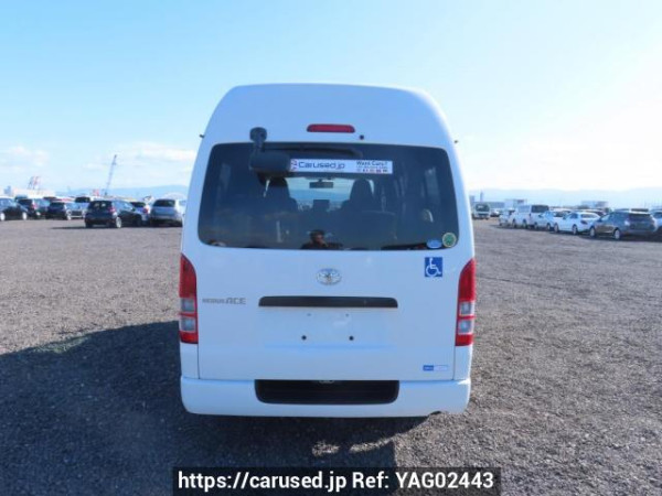 Used 2005 AT toyota hiace-van TRH200V Image[5]